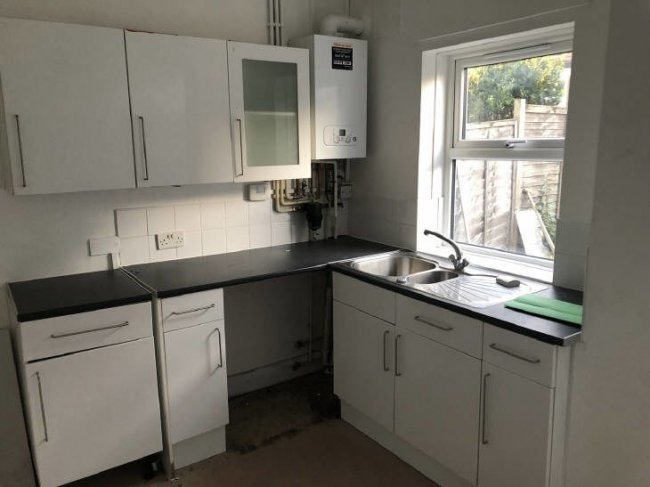 105A Durban Road,
West Norwood, 
London
SE27 9RW 6