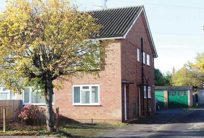 110 Avondale Avenue,
Staines-Upon-Thames,
Middlesex,
TW18 2NF 8