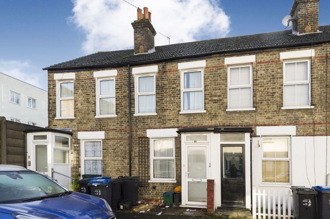 10 Jennet Road
Croydon
Surrey
CR0 4NR 1