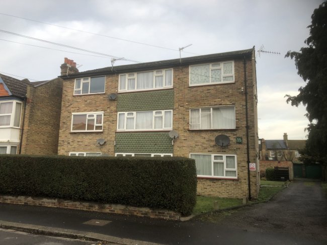 6 Park Court
Park Road
Hounslow
Middlesex
TW3 2HA 3