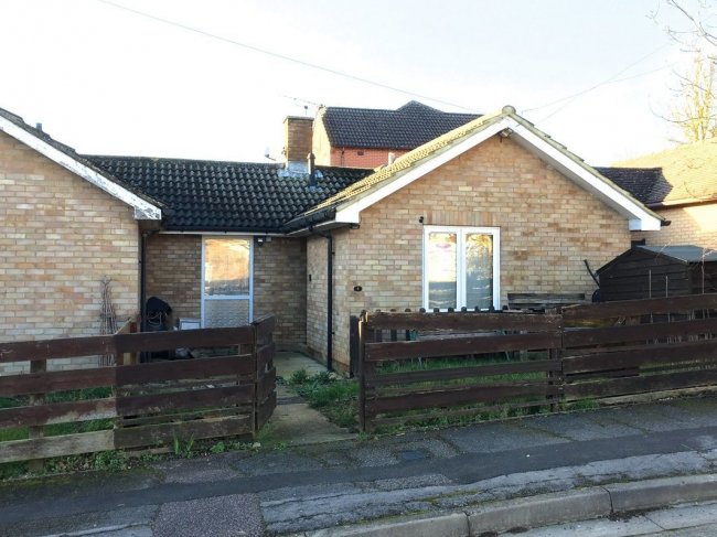 5 Aubries,
Walkern,
Stevenage,
Hertfordshire,
SG2 7NJ 8