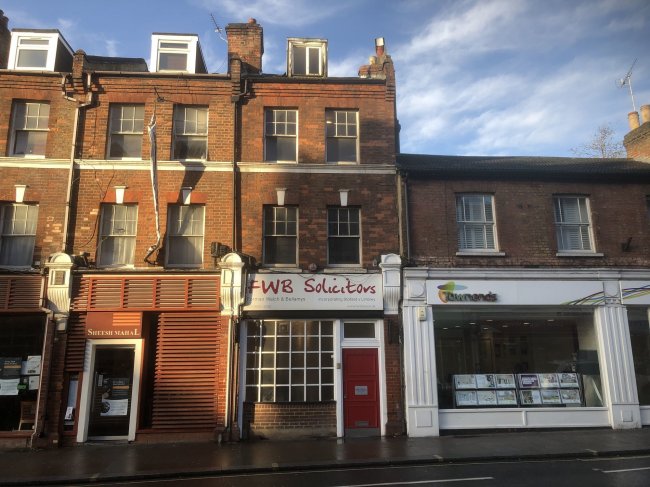 23 London Road,
Twickenham,
Middlesex,
TW1 3SX 8