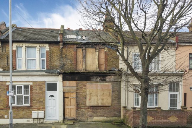 72 Capworth Street
Leyton
London
E10 7HA 4