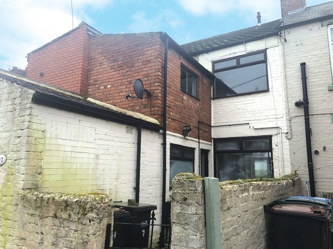 7 West Terrace,
Evenwood,
Bishop Auckland,
County Durham
DL14 9RL 8