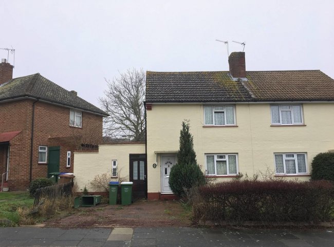 20 Pembury Crescent,
Sidcup,
Kent,
SA14 4QD 4