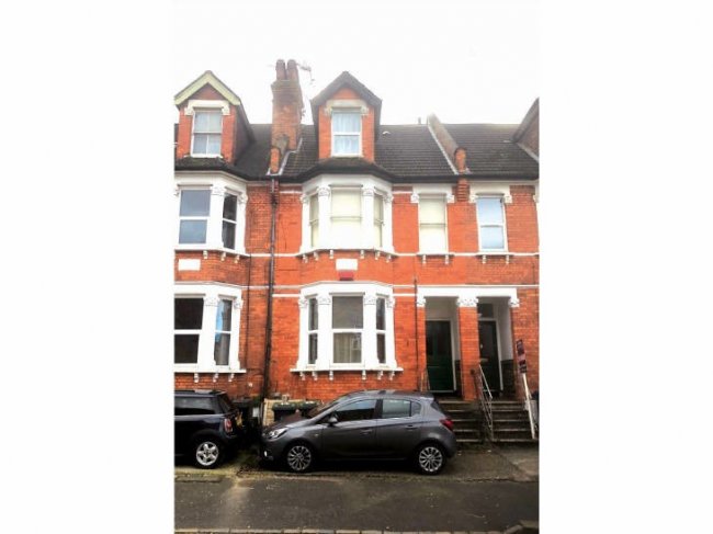 Flat 3, 13 Temple Road, Croydon, Surrey CR0 1HU 7