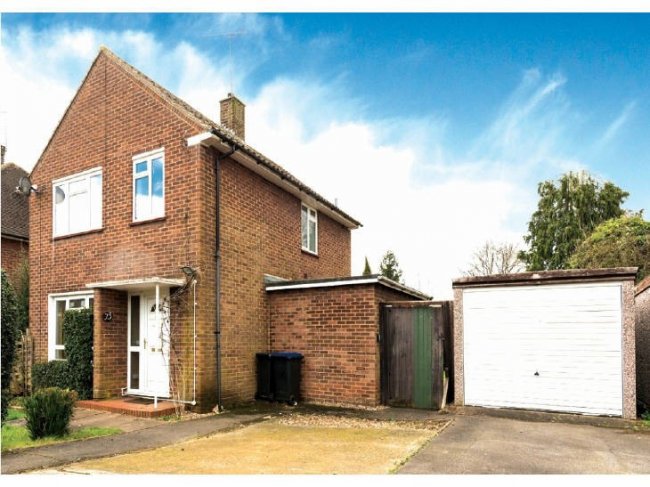 73 Bluebridge Road, Brookman’s Park, Hatfield, Hertfordshire AL9 7UW 6