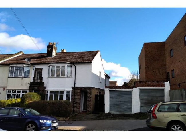 Ground Floor Flat, Lowtem, Queen Mary Road, West Norwood, London SE19 3NW 1