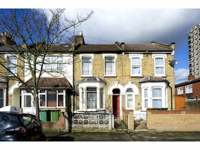 77 Upperton Road West, Plaistow, London E13 9LT 3
