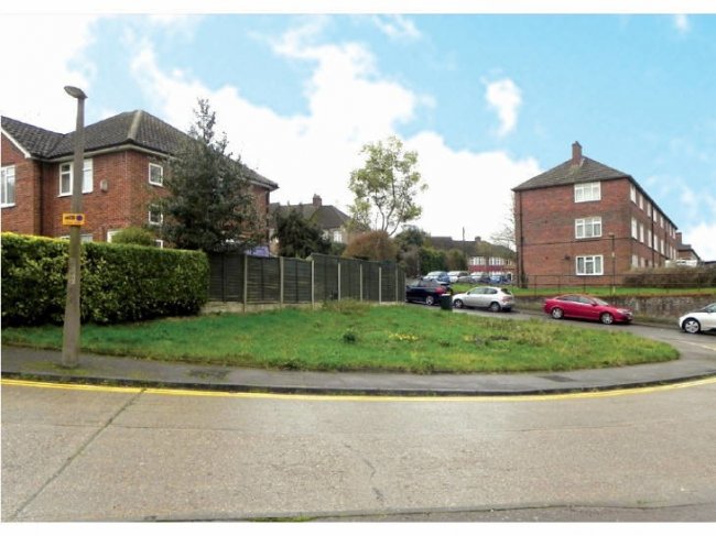 Land at Mansel Drive, Rochester, Kent ME1 3HX 8