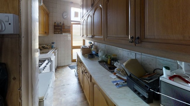 37 Leonard Road, Chingford, London E4 8NE 10