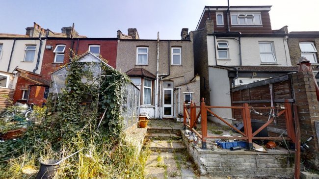 37 Leonard Road, Chingford, London E4 8NE 10