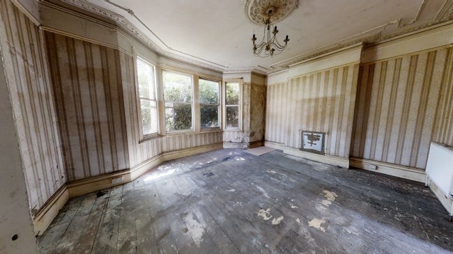 92 Honeywell Road, Battersea, London SW11 6EF 5