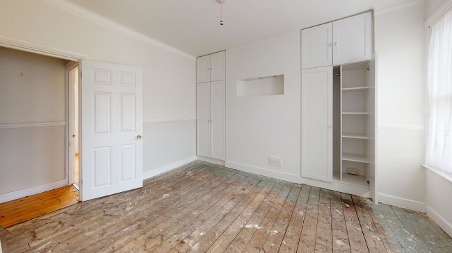 13 Worslade Road, Tooting, London SW17 0BT 4