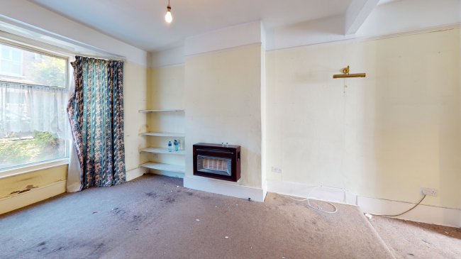 5 Walpole Road, Colliers Wood, London SW19 2BZ 5