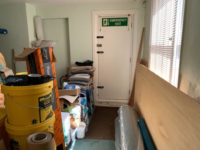 41 Bridge Street, Leatherhead, Surrey KT22 8BN 9