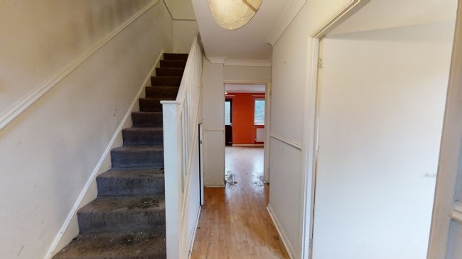 48 Pankhurst Road, Walton on Thames, Surrey KT12 2JN 8