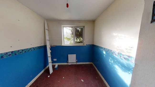 48 Pankhurst Road, Walton on Thames, Surrey KT12 2JN 8