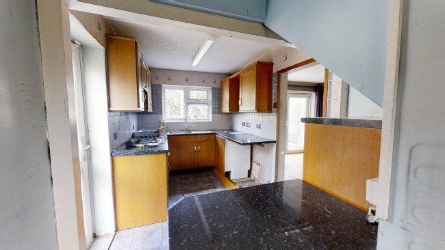 40 Gattons Way, Sidcup, Kent DA14 5EW 8