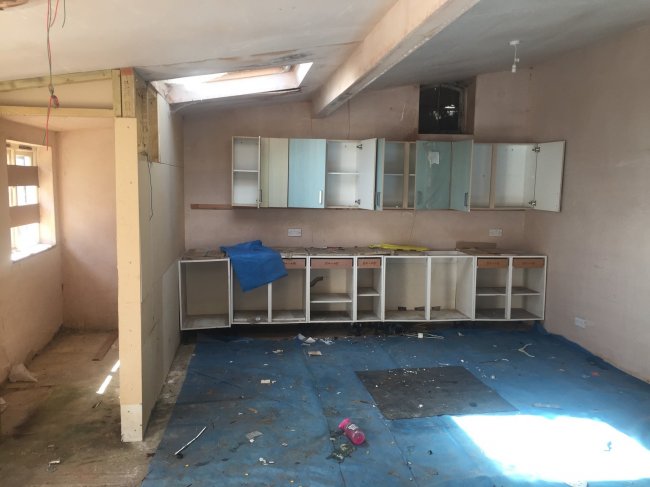 Land and building to the rear of 27 Sunnyhill Road, Streatham, London SW16 2UG 4