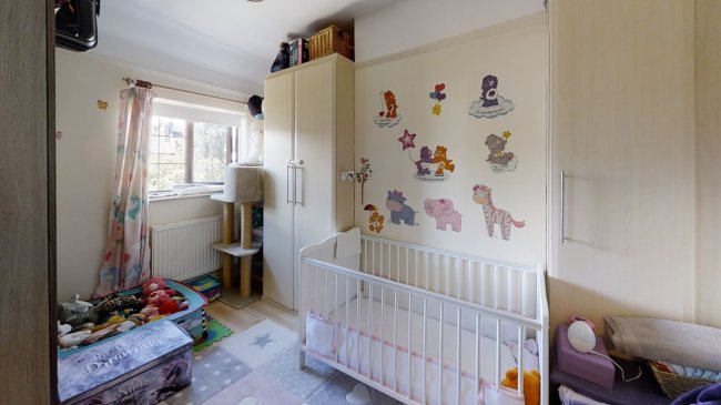 16 York Street, Hackbridge, Surrey, CR4 4JY 7