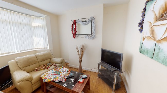 12 Grange Park Avenue, Runcorn, WA7 5UU 1