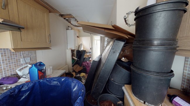 12 Grange Park Avenue, Runcorn, WA7 5UU 1