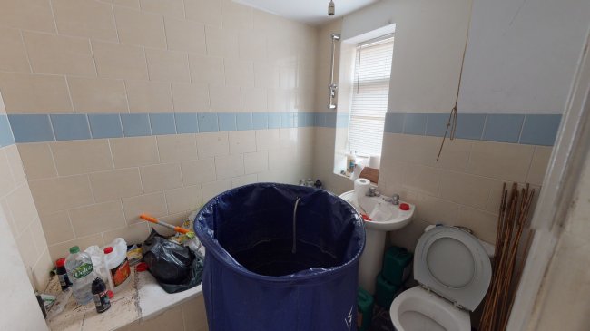 12 Grange Park Avenue, Runcorn, WA7 5UU 1