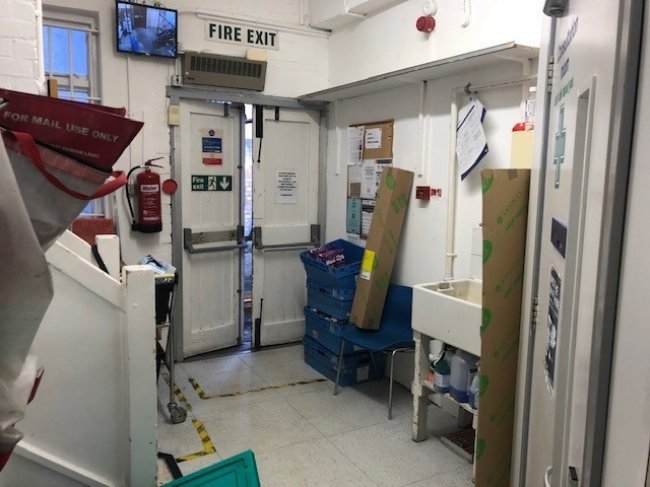 100 High Street, Whitton, Twickenham TW2 7LN 7