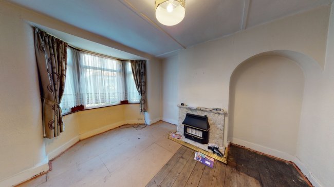 2 Genotin Terrace, Enfield, Middlesex EN1 2AF 9