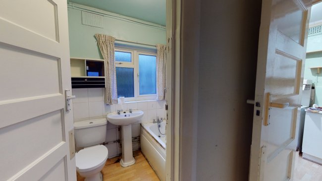 413 Chertsey Road, Twickenham, Middlesex TW2 6LS 4