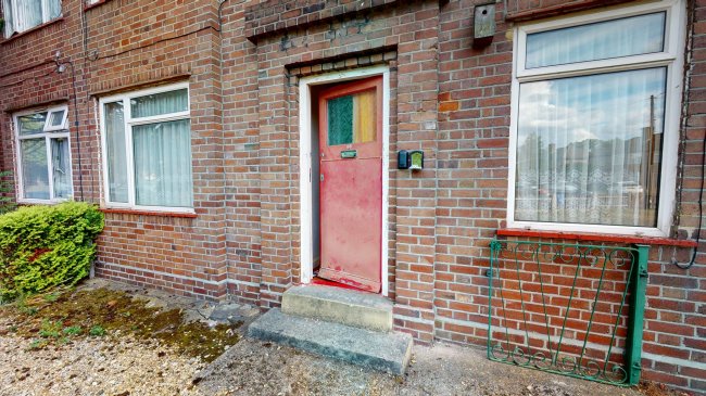 13 Botwell Crescent, Hayes, Middlesex UB3 2BD 10