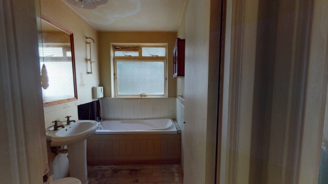 2 Lowood Court, Farquhar Road, Crystal Palace, London SE19 1SW 9