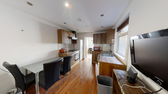 23 Oswin Street, London SE11 4TF 4