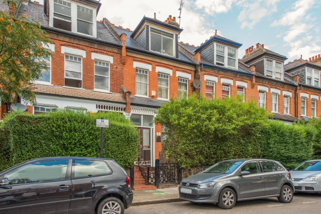 31 Heathville Road, Crouch End, London N19 3AL 1