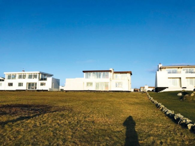 Fourwinds, Ravenspoint, Trearddur Bay, Anglesey, Wales LL65 2AX 2