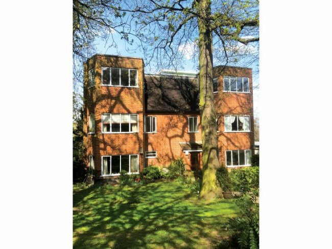 6 North House, Manor Fields, Putney, London SW15 3LW 2