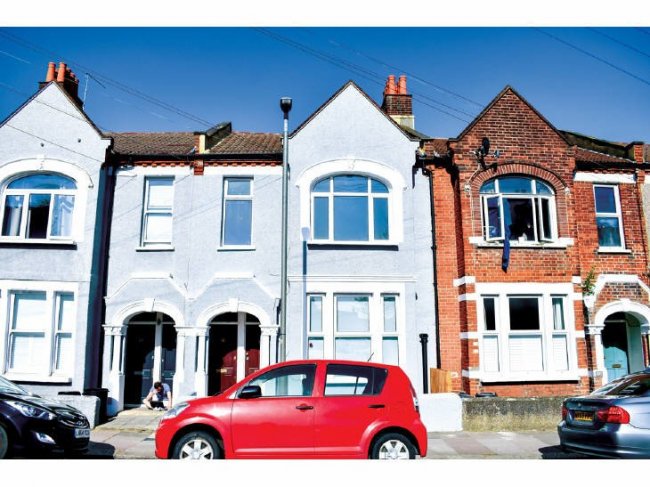 31 Blegborough Road, Streatham, London SW16 6DL 4