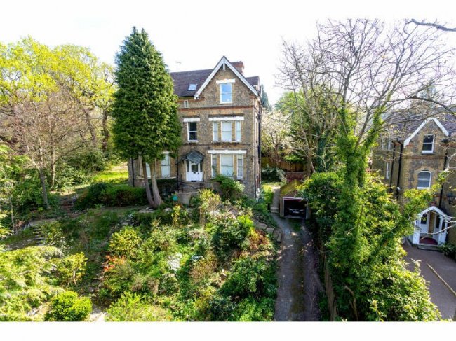 93 Hitchen Hatch Lane, Sevenoaks, Kent TN13 3BD 5