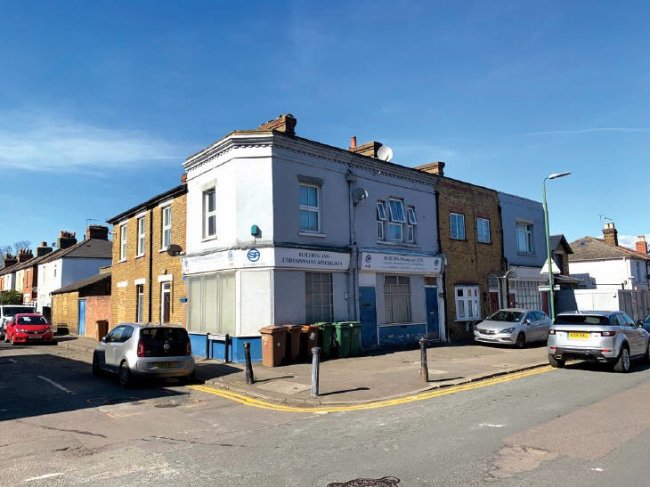 12/13 Mill Lane, Carshalton, Surrey SM5 2JY 5