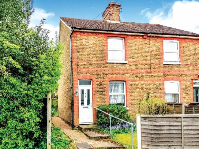 Hollyhock Cottage, 4 Princess Road, Woking, Surrey GU22 8ED 10