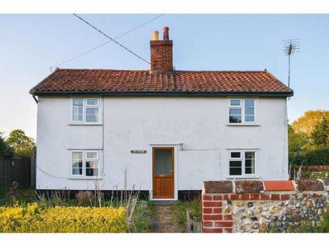 The Oak Shade, Half Moon Lane, Diss, Norfolk IP22 1RX 1