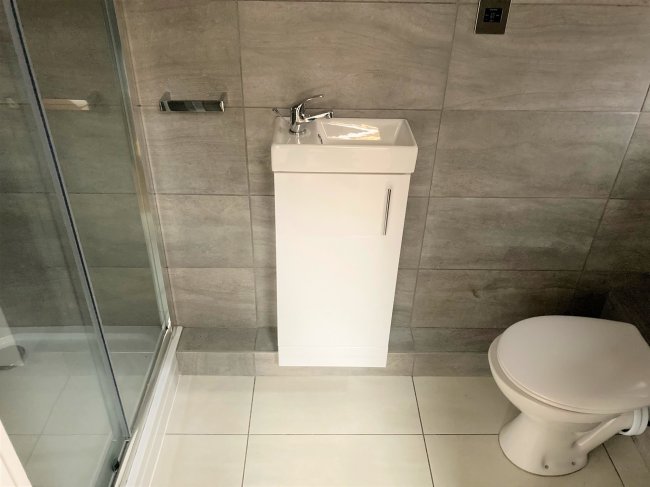 11 Swan Street, Alcester, Warwickshire B49 5DP 10