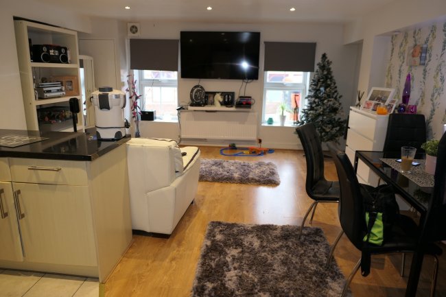 20, 20A, 20B, 22 High Street, Chipping Barnet, Hertfordshire EN5 5RU 9