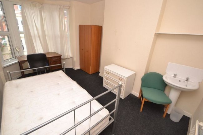 45 Sherwin Road, Lenton, Nottingham, NG7 2FB 4