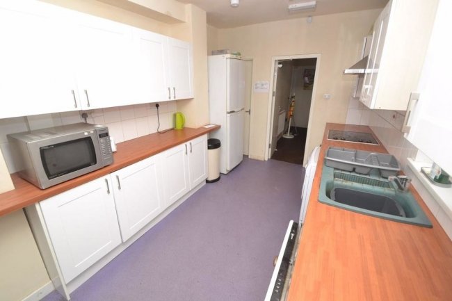 45 Sherwin Road, Lenton, Nottingham, NG7 2FB 4