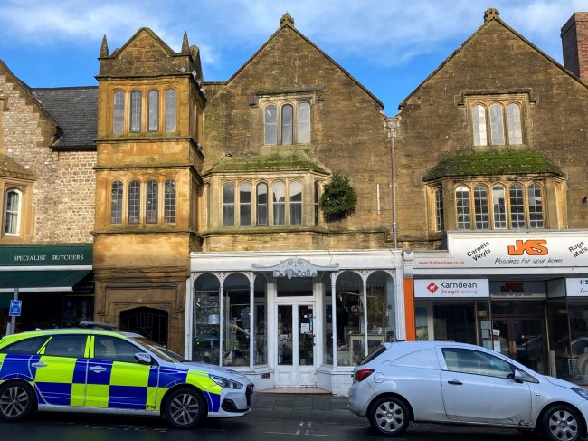 9 Fore Street, Chard, Somerset, TA20 1PH 1