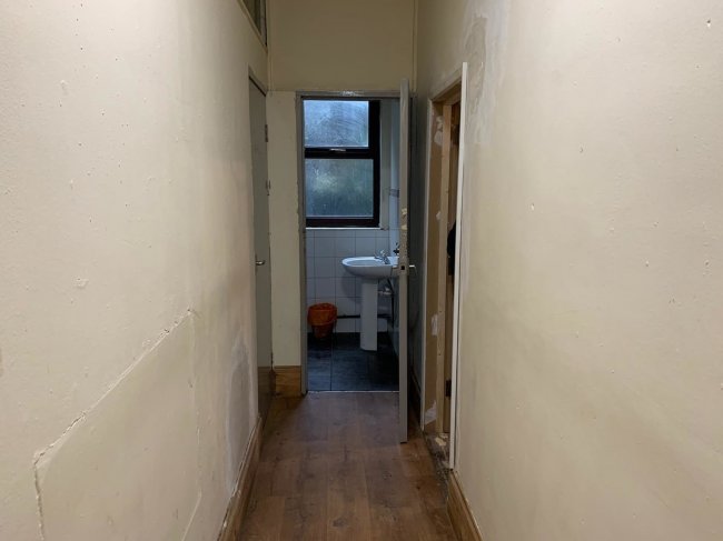 105 Nottingham Road, Nottingham NG7 7AJ 3