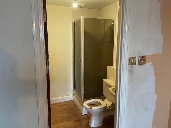 Flat 29, Century House, 245 Streatham High Road, Streatham, London, SW16 6ER
 8