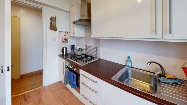 127 Burnham, Fellows Road, London, NW3 3JN 5